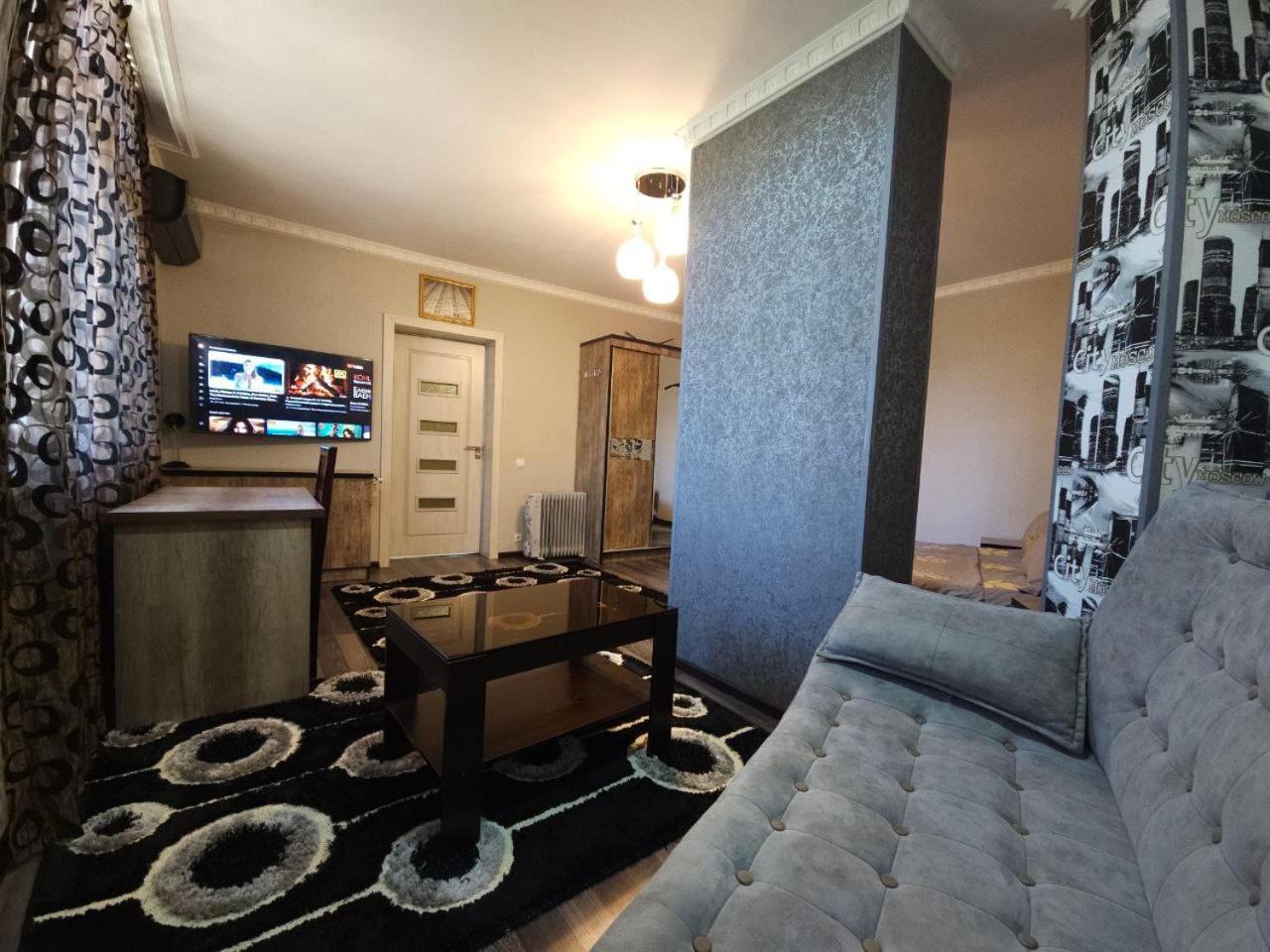 Hi-Tech Apartment In City Center Tashkent Bagian luar foto